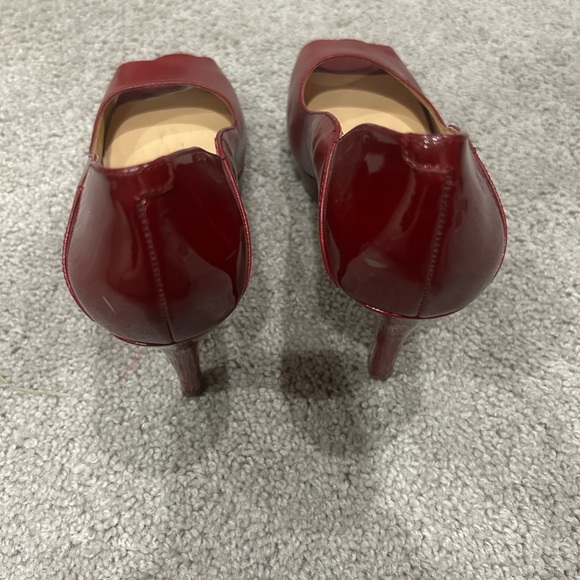 Peep Toe Heel - Red Patent Gianni Bini - Picture 2 of 7